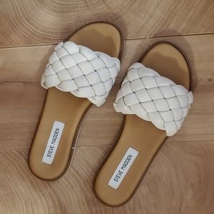 Steve Madden Paisley Creamy White Sandals -  Size 8 - Brand New